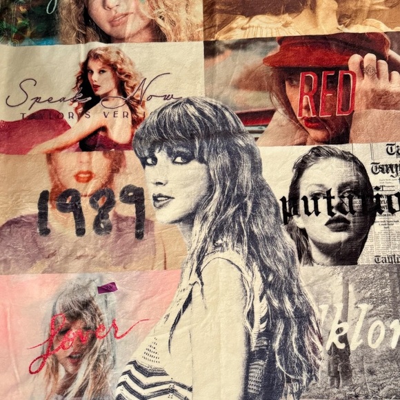 Taylor swift Multicolor Graphic Blanket 50x38in - Picture 3 of 3